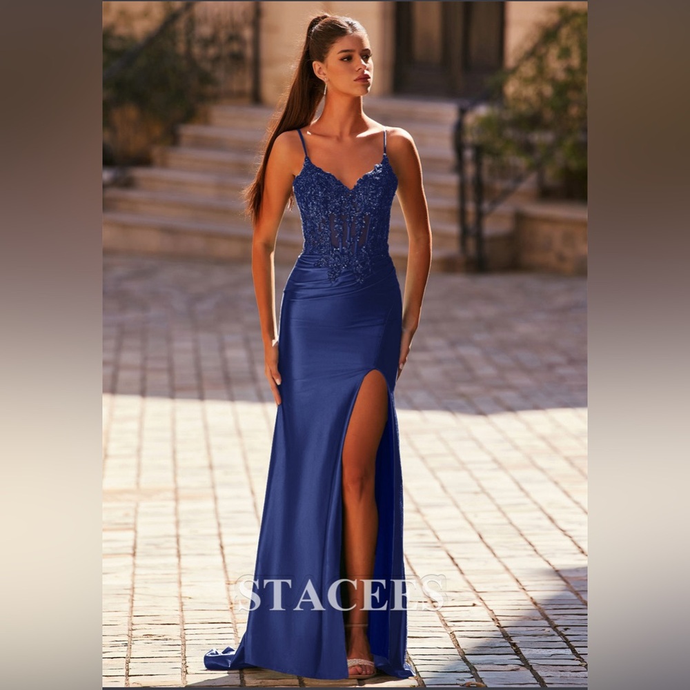 Blue Sleeveless Prom Gown with Slit